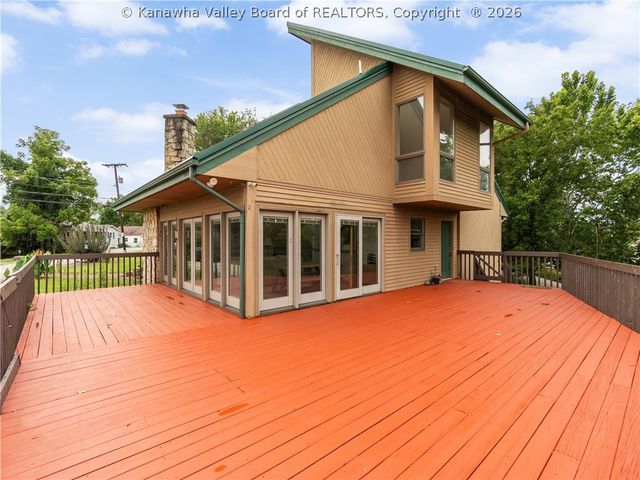 1020 Mountain Road, Charleston, WV 25303
