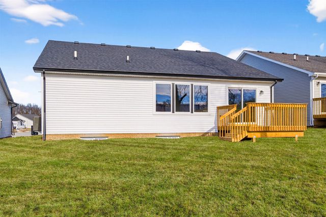 4295 Grover Woods Lane, Des Moines, IA 50317