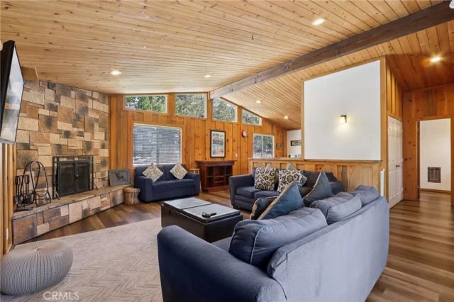 788 Silver Tip, Big Bear Lake, CA 92315