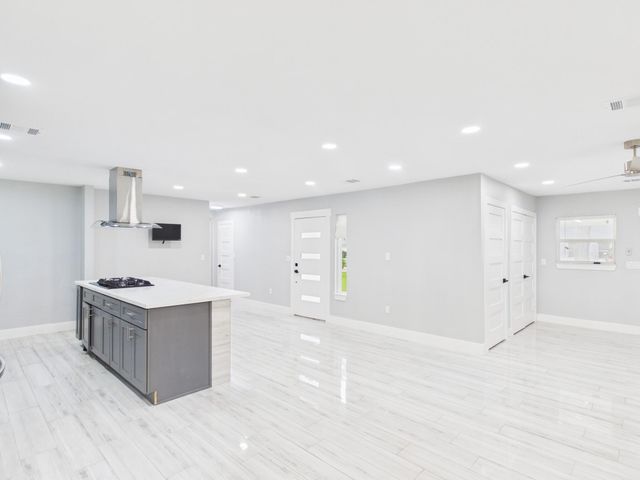 4927 Kelso Street, Houston, TX 77021