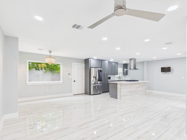 4927 Kelso Street, Houston, TX 77021