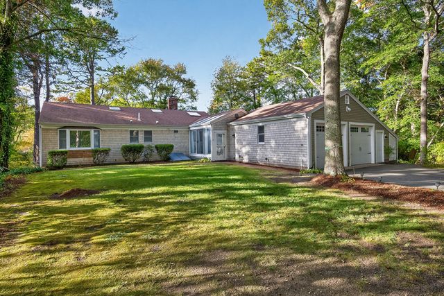 17,17A,17B Cranberry Lane, Falmouth, MA 02540