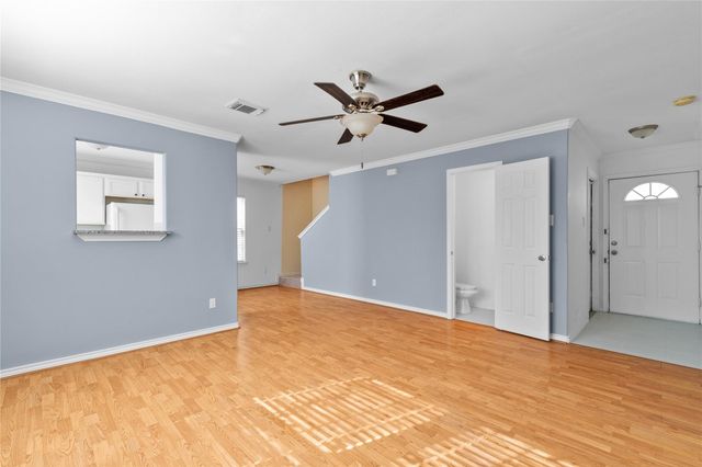 9611 Elmview Place, Houston, TX 77080