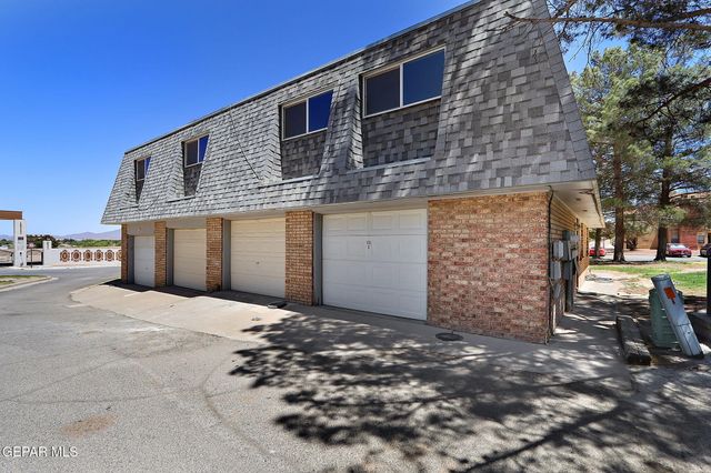 108 GOLDEN SANDS Road, Unit D, Santa Teresa, NM 88008