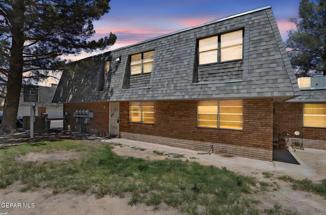 108 GOLDEN SANDS Road, Unit D, Santa Teresa, NM 88008