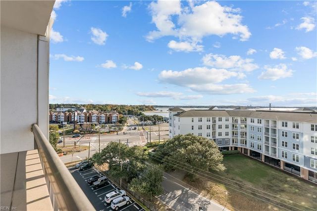 3288 Page Ave Apt 704, Virginia Beach, VA 23451