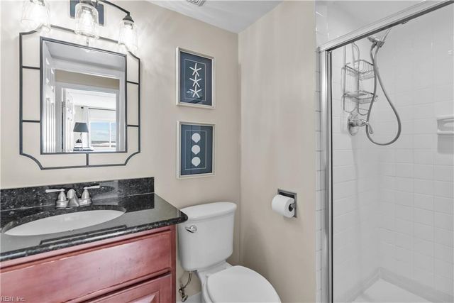 3288 Page Ave Apt 704, Virginia Beach, VA 23451
