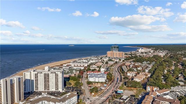3288 Page Ave Apt 704, Virginia Beach, VA 23451