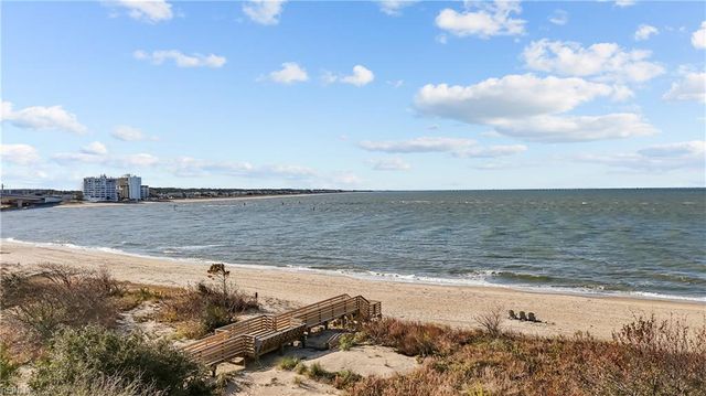 3288 Page Ave Apt 704, Virginia Beach, VA 23451
