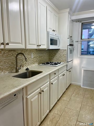 71 Strawberry Hill Avenue 217, Stamford, CT 06902