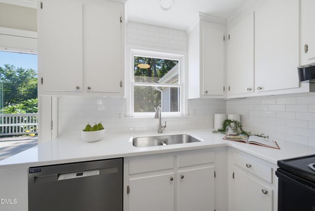 3532 Castlegate Drive, Raleigh, NC 27616
