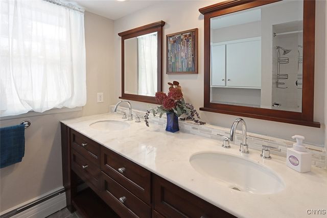 2125 Terrace Lane South, Skaneateles, NY 13152