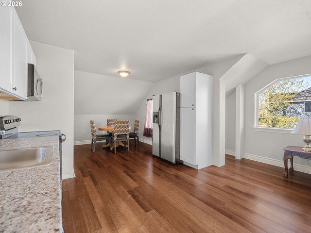 970 DALKE RIDGE Ct Nw, Salem, OR 97304