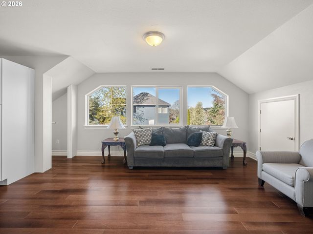 970 DALKE RIDGE Ct Nw, Salem, OR 97304