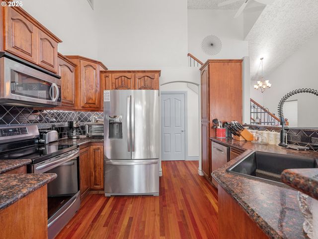 970 DALKE RIDGE Ct Nw, Salem, OR 97304