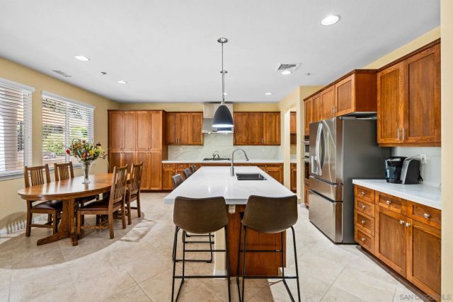 10540 Pinion Trl, Escondido, CA 92026