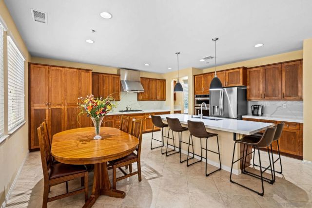 10540 Pinion Trl, Escondido, CA 92026