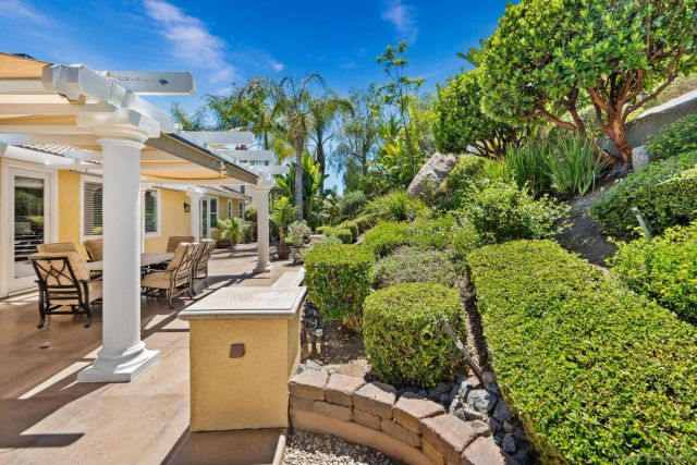 10540 Pinion Trl, Escondido, CA 92026