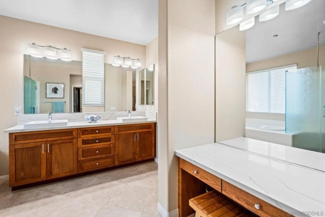 10540 Pinion Trl, Escondido, CA 92026