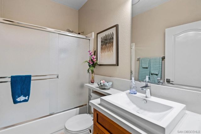 10540 Pinion Trl, Escondido, CA 92026