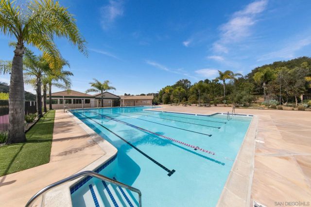 10540 Pinion Trl, Escondido, CA 92026