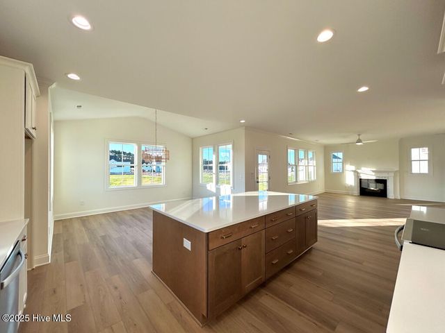 100 Poppy Place, Hubert, NC 28539