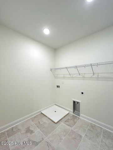 100 Poppy Place, Hubert, NC 28539