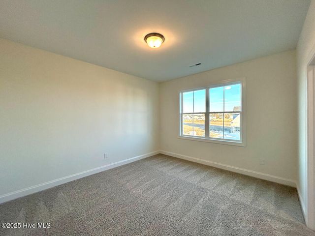 100 Poppy Place, Hubert, NC 28539