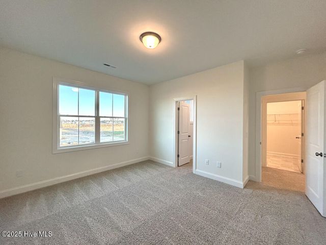 100 Poppy Place, Hubert, NC 28539