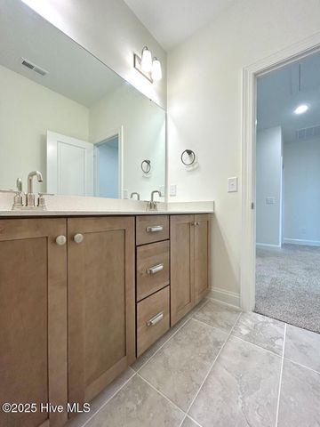 100 Poppy Place, Hubert, NC 28539