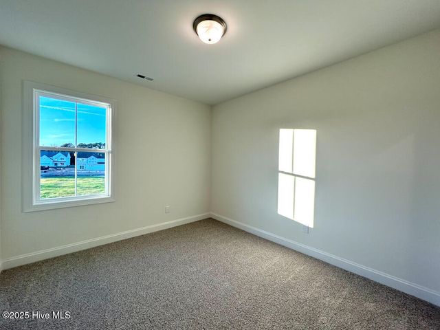 100 Poppy Place, Hubert, NC 28539