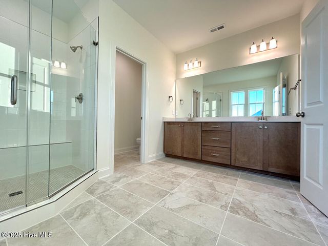 100 Poppy Place, Hubert, NC 28539