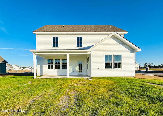 100 Poppy Place, Hubert, NC 28539