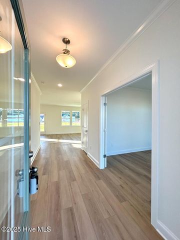 100 Poppy Place, Hubert, NC 28539