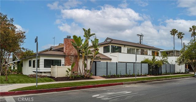12408 Archwood, North Hollywood, CA 91606