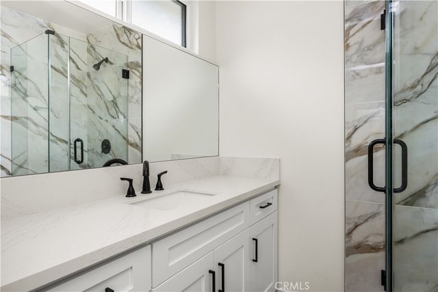 12408 Archwood, North Hollywood, CA 91606