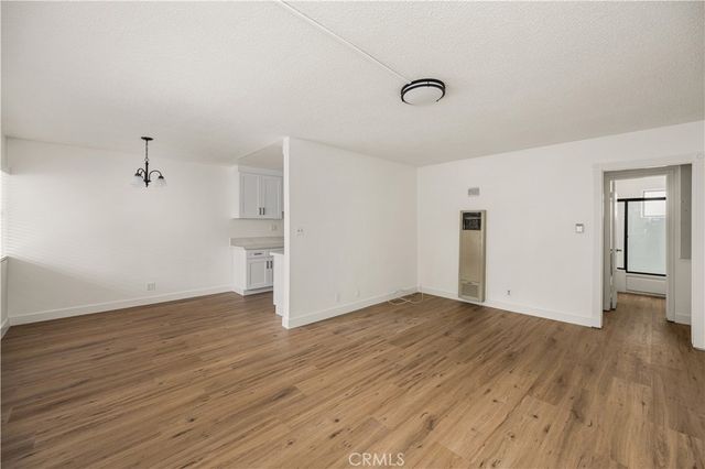 12408 Archwood, North Hollywood, CA 91606