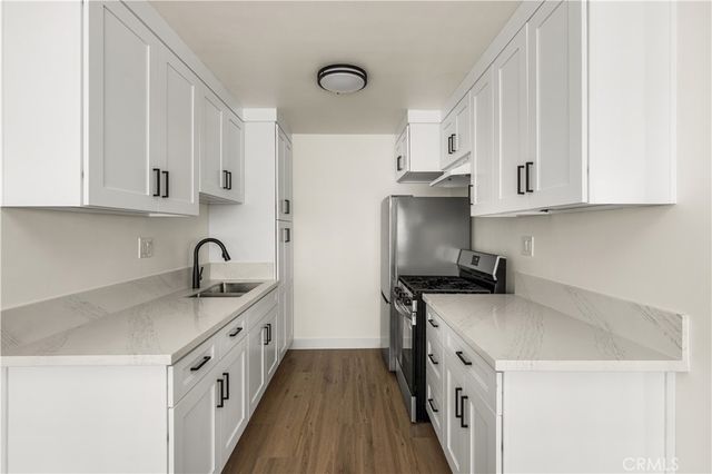 12408 Archwood, North Hollywood, CA 91606