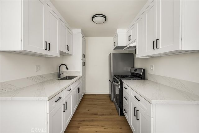 12408 Archwood, North Hollywood, CA 91606