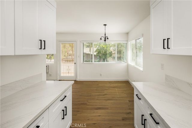 12408 Archwood, North Hollywood, CA 91606