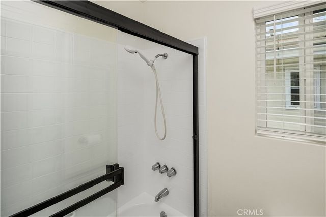 12408 Archwood, North Hollywood, CA 91606