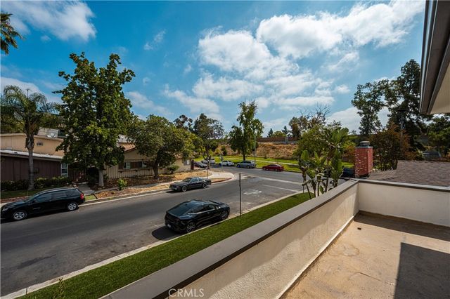 12408 Archwood, North Hollywood, CA 91606