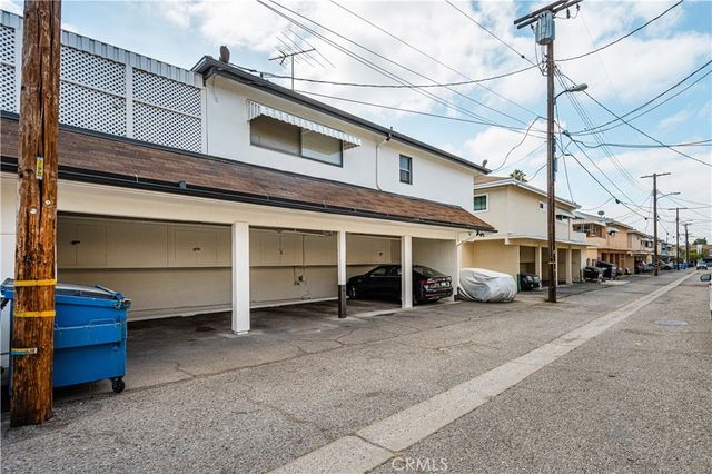 12408 Archwood, North Hollywood, CA 91606