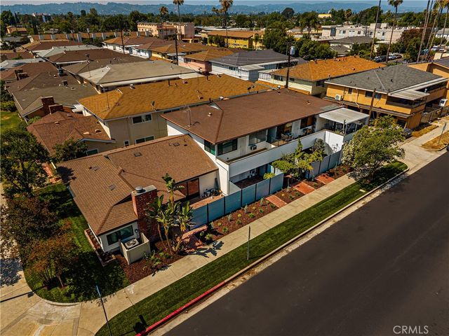 12408 Archwood, North Hollywood, CA 91606