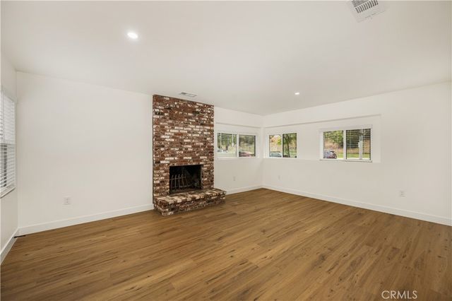12408 Archwood, North Hollywood, CA 91606