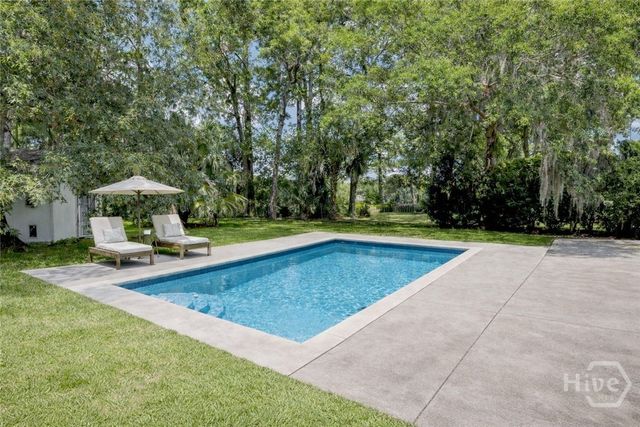 322 Suncrest Boulevard, Savannah, GA 31410