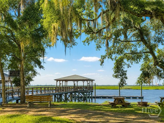 322 Suncrest Boulevard, Savannah, GA 31410