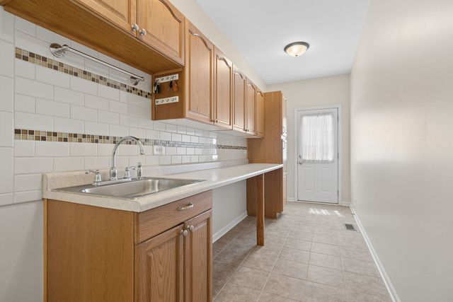 1964 Coneflower Court, Yorkville, IL 60560
