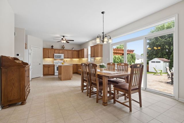 1964 Coneflower Court, Yorkville, IL 60560