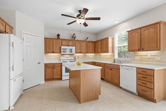 1964 Coneflower Court, Yorkville, IL 60560